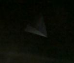 ピラミッド型UFO写真05